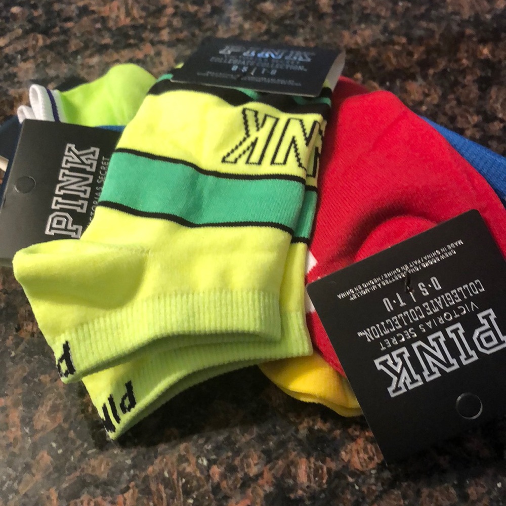 BNWT 🆕VS Pink Collegiate Collection - Picture 7 of 8